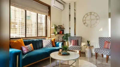 Vastu Tips: घर के लिविंग रूम को बनाते वक्त वास्तु के इन नियमों का रखें ध्यान, खुशहाल रहेगा जीवन
