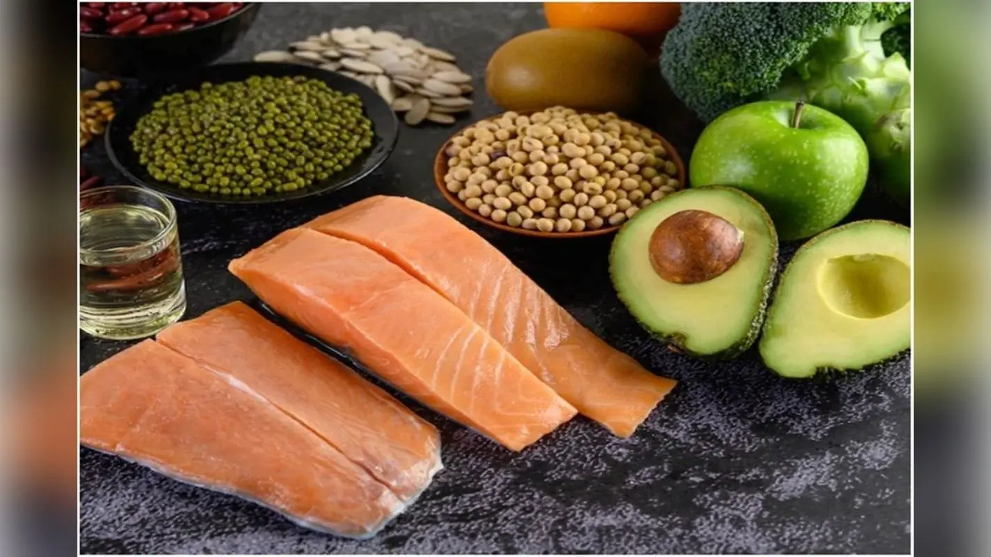 Vitamin B12: विटामिन बी 12 के लिए बेस्ट फूड्स, डायटीशियन से जानिए