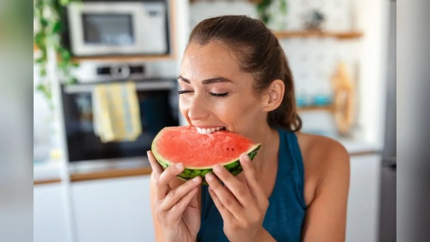 Watermelon Diabetic Patient: क्या डायबिटीज के मरीज तरबूज खा सकते हैं! जानिए क्या बताया डायटीशियन ने