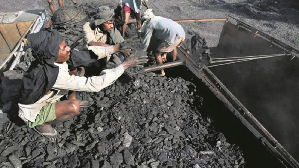 Bhagalpur News : असम व मेघालय से पश्चिम बंगाल के रास्ते कोयले की हो रही तस्करी
