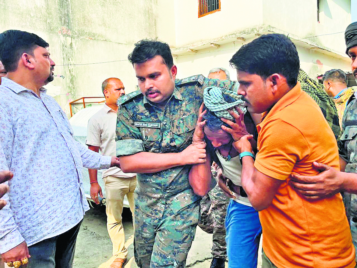 एएसआइ को गोली मारनेवाला सिपाही 12 घंटे बाद गिरफ्तार