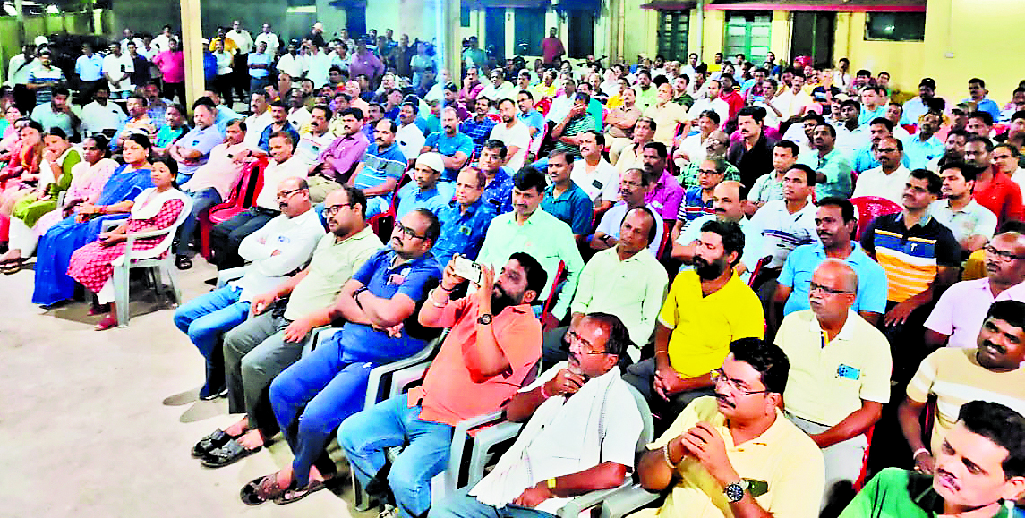 रिक्स ने नवनिर्वाचित विधायक दुर्गा चरण तांती का किया स्वागत, बोले आरएसपी कर्मियों के दु:ख-सुख में रहूंगा शामिल