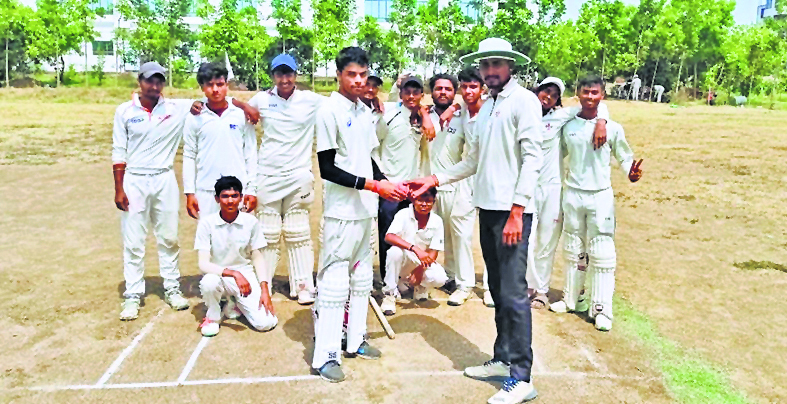 पटना जिला जूनियर डिवीजन क्रिकेट लीग में ब्लू स्टार ने मालसलामी इलेवन को हराया
