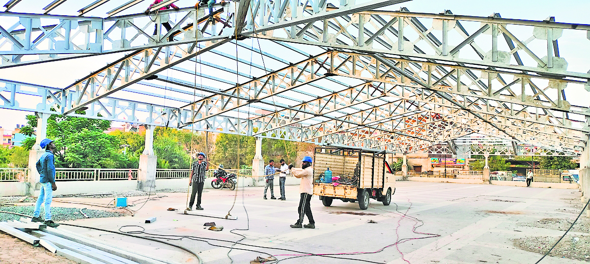 अगले माह से फुटपाथ दुकानदारों से मुक्त होगा कोकर-लालपुर मार्ग