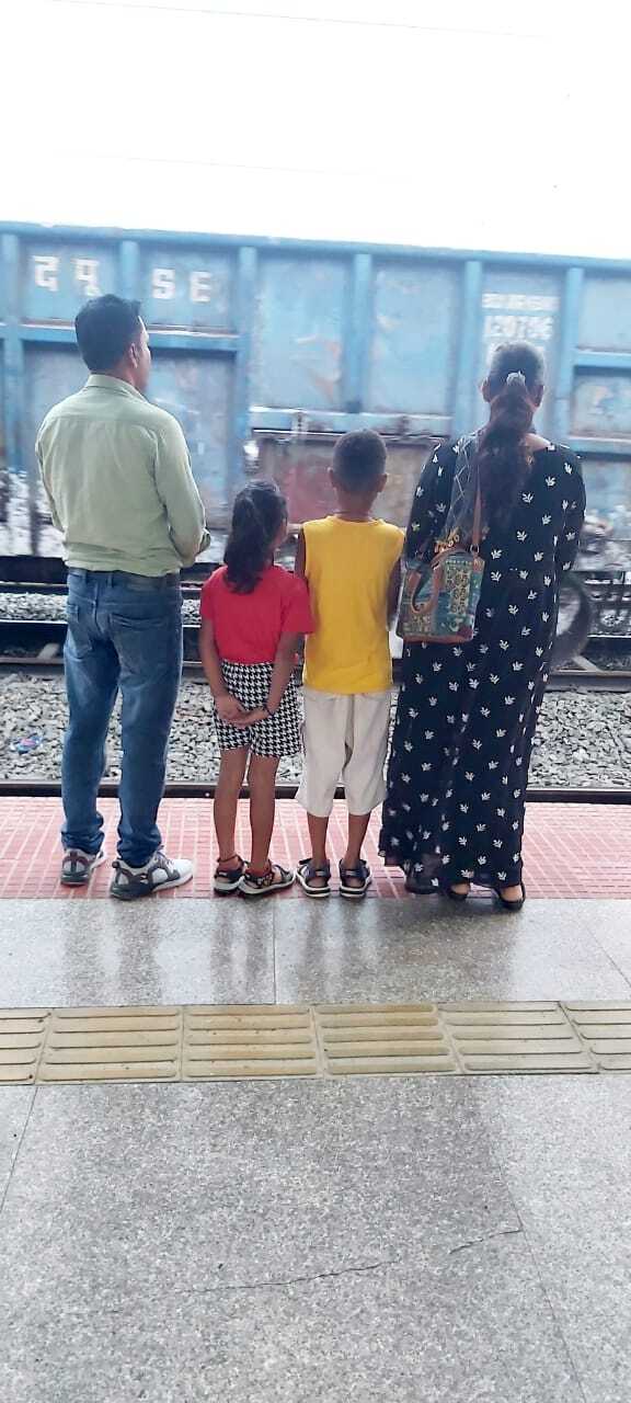 थैलीसीमिया पीड़ित हर्षवर्धन इलाज के लिए मुंबई रवाना