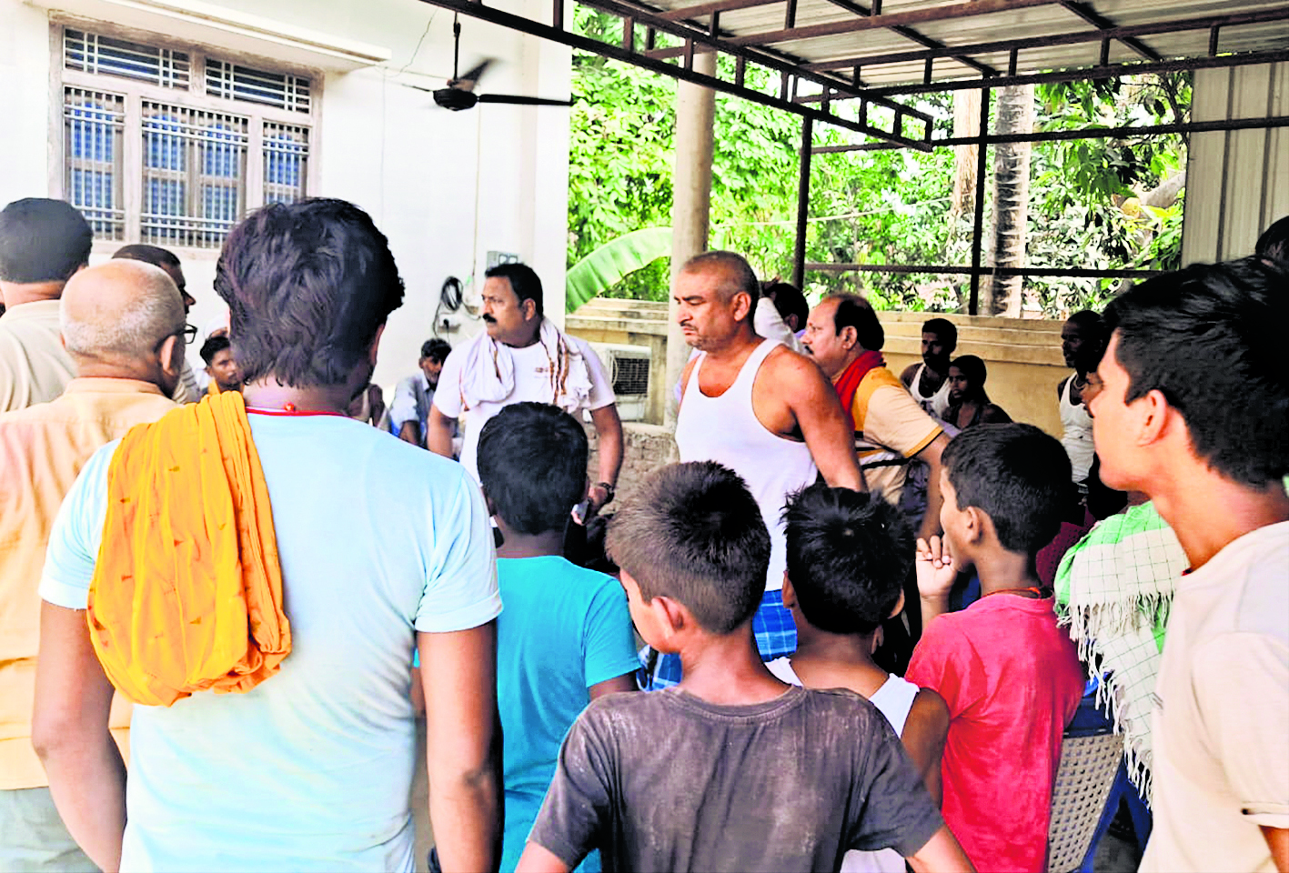 गुलशन की मौत से पूरे बगही गांव में दिखा मातमी सन्नाटा