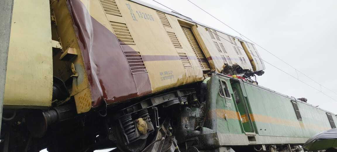 एचएलवी कोच लगे होते तो बच सकती थी कई जानें
