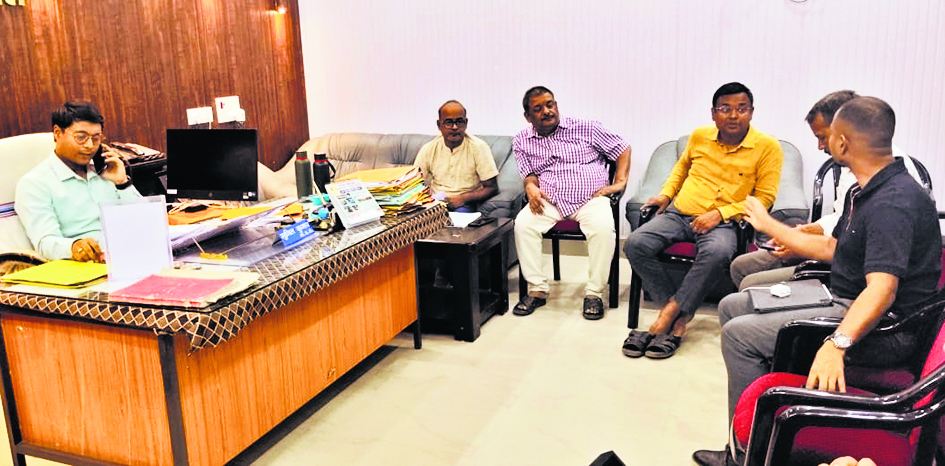 सरकारी बाजार में मल्टीप्लेक्स और सात सौ दुकानों वाला जी प्लस छह मार्केट का निर्माण शुरू