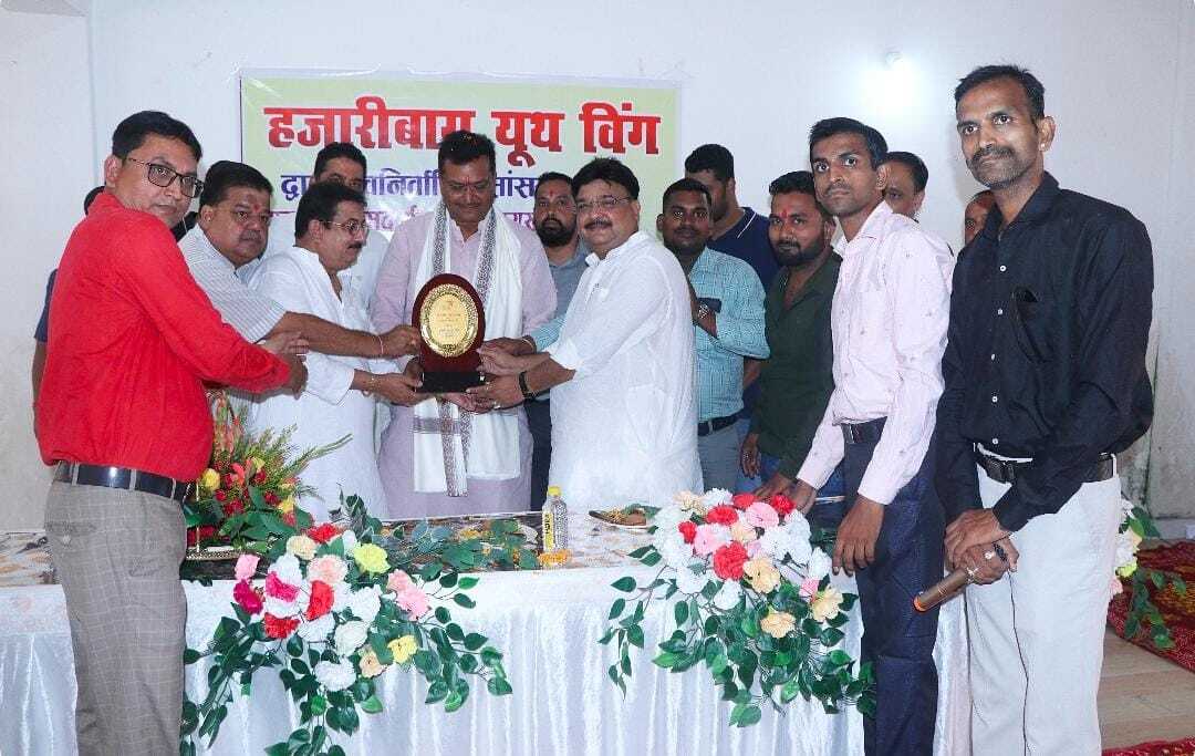 व्यवसायी भयमुक्त होकर करें अपना कारोबार : सांसद
