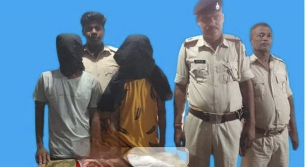 कौवा के दो युवक हथियार के साथ गिरफ्तार
