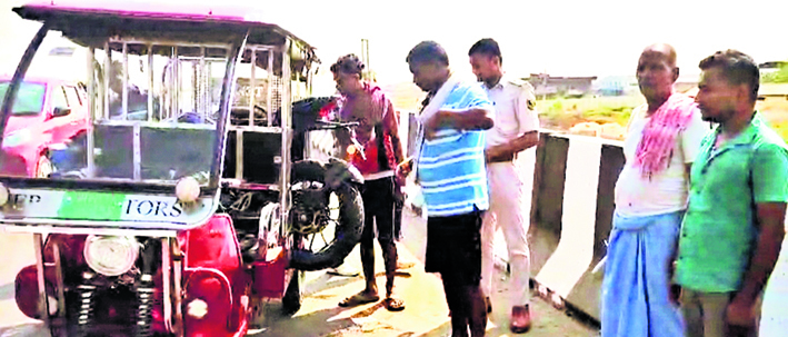 दो बाइकों की टक्कर में युवक जख्मी