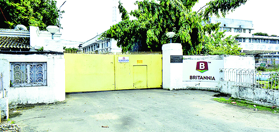 ब्रिटानिया इंडस्ट्रीज ने तारातला के कारखाने में उत्पादन किया बंद