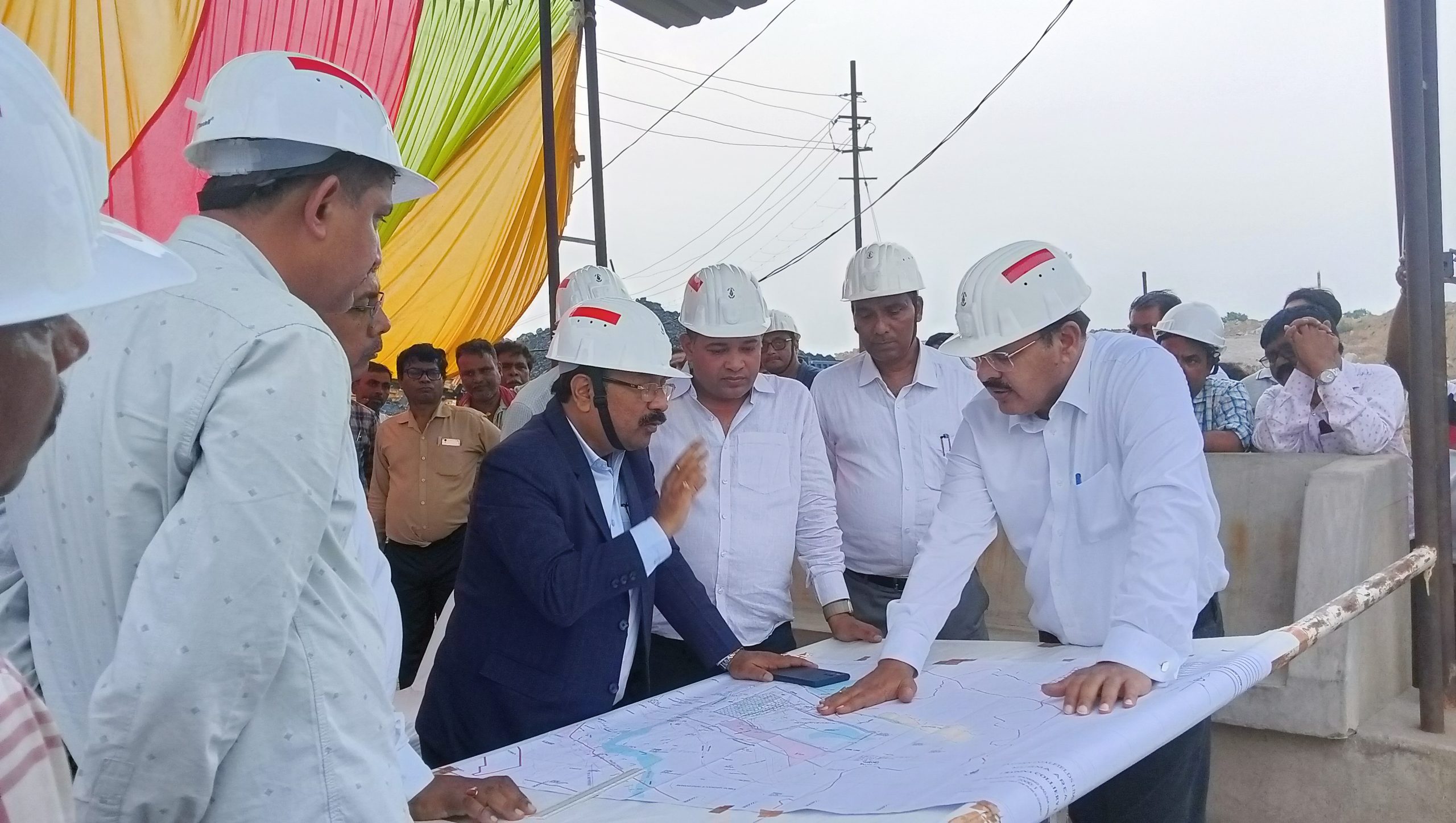 इसीएल सीएमडी ने दिया उत्पादन बढ़ाने का निर्देश