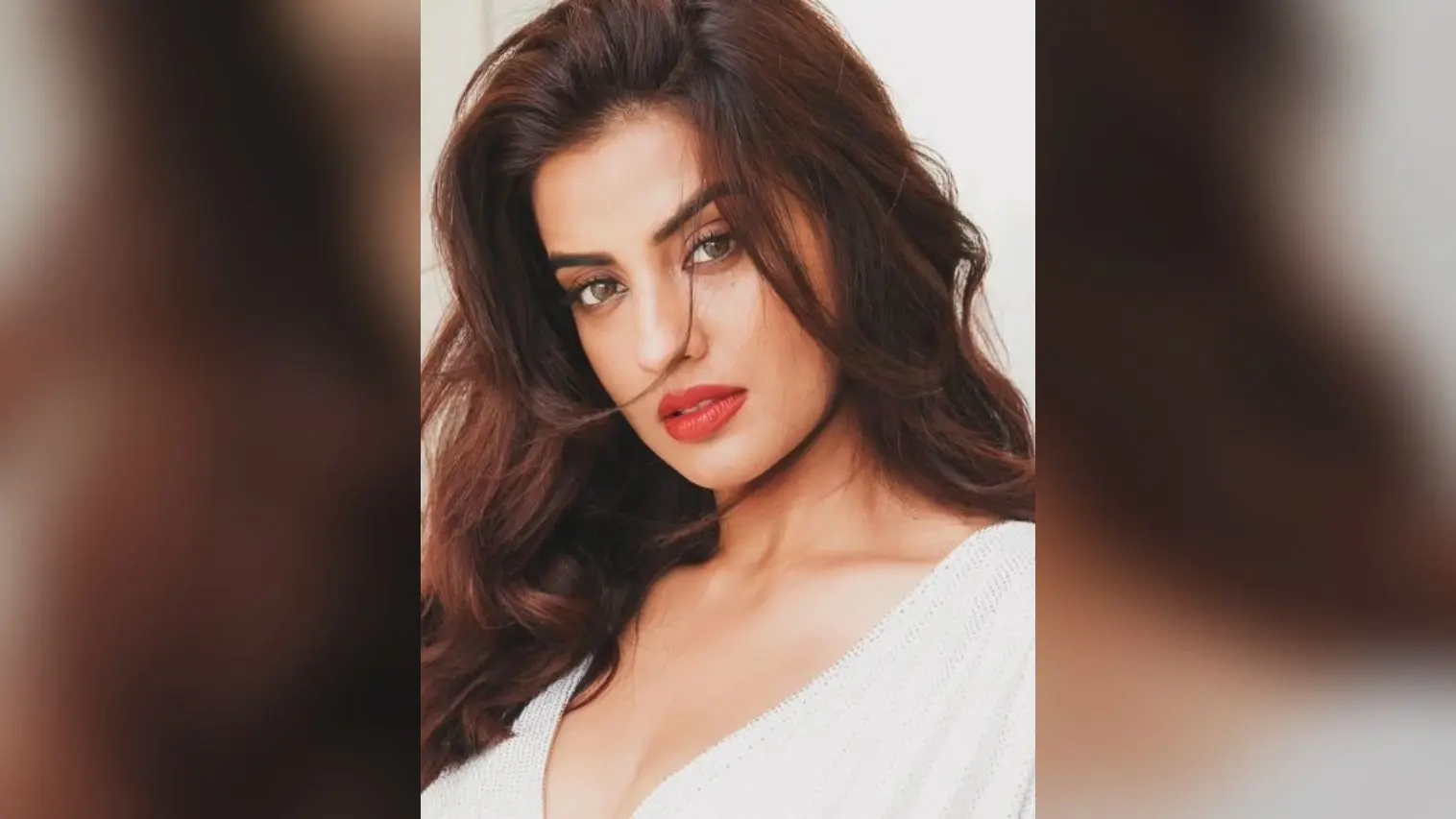 Akshara Singh और मिलिंद गाबा पर चढ़ा पंचायत 3 का खुमार, इस गाने पर लगाए जमकर ठुमके, फैंस बोले- बिहारी और पंजाबी…