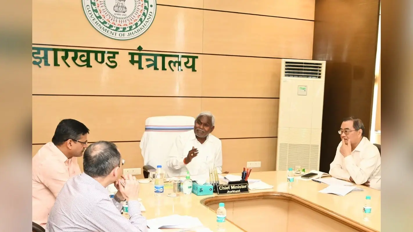 झारखंड: सीएम चंपाई सोरेन बोले, नियुक्ति प्रक्रिया में लाएं तेजी, सरकारी स्कूलों में जनजातीय भाषाओं की जल्द शुरू करें पढ़ाई