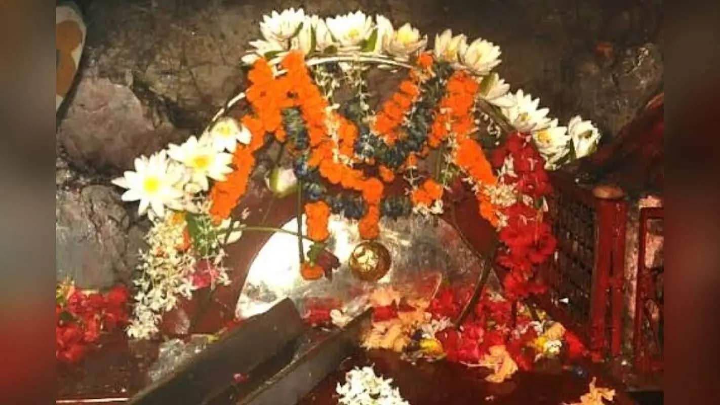 आंखों की रोशनी कमजोर हो गई हो या कोई और दिक्कत, मुंगेर आइए…चंडिका मां सब दुख हर लेंगी