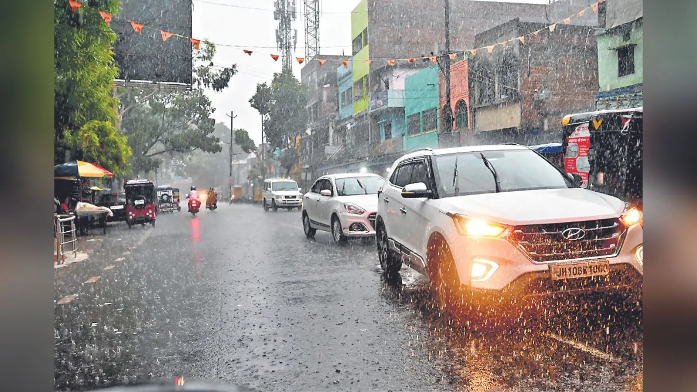 Deoghar Weather: देवघर में बरसा मानसून, उमस भरी गर्मी से मिली राहत, 3 जुलाई तक वर्षा के आसार