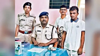 दुकान का छत काटकर चोरों ने की भीषण चोरी, पुलिस ने किया चोरी का रुपये बरामद