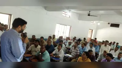 मतगणना कर्मियों को दिया गया प्रशिक्षण