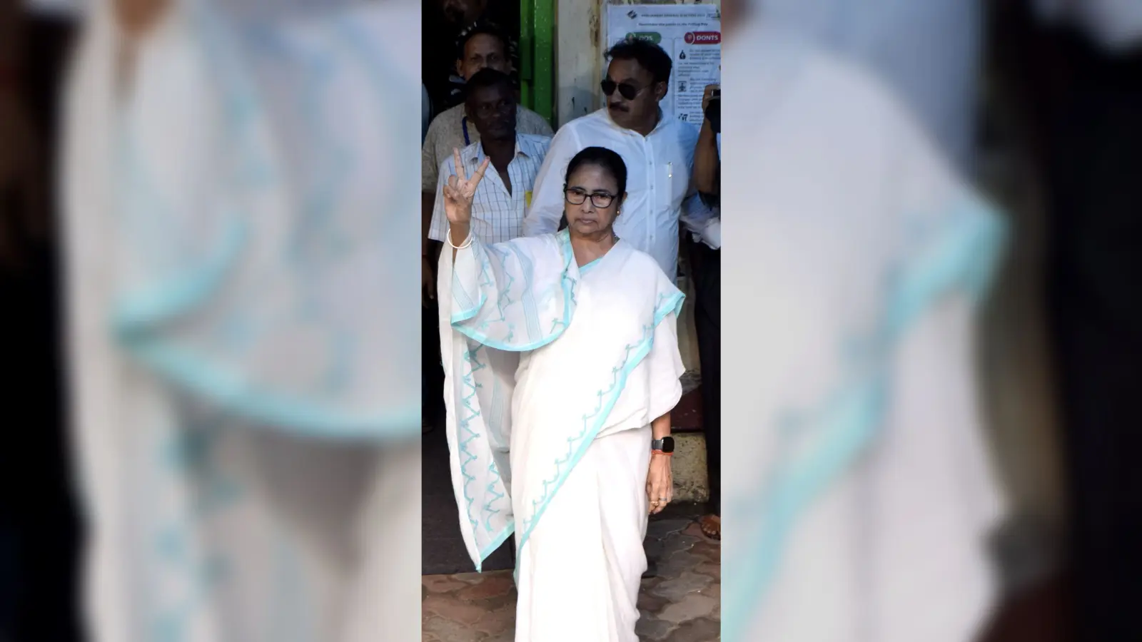 सीएम ममता बनर्जी ने दिया वोट जताया पार्टी की जीत का भरोसा