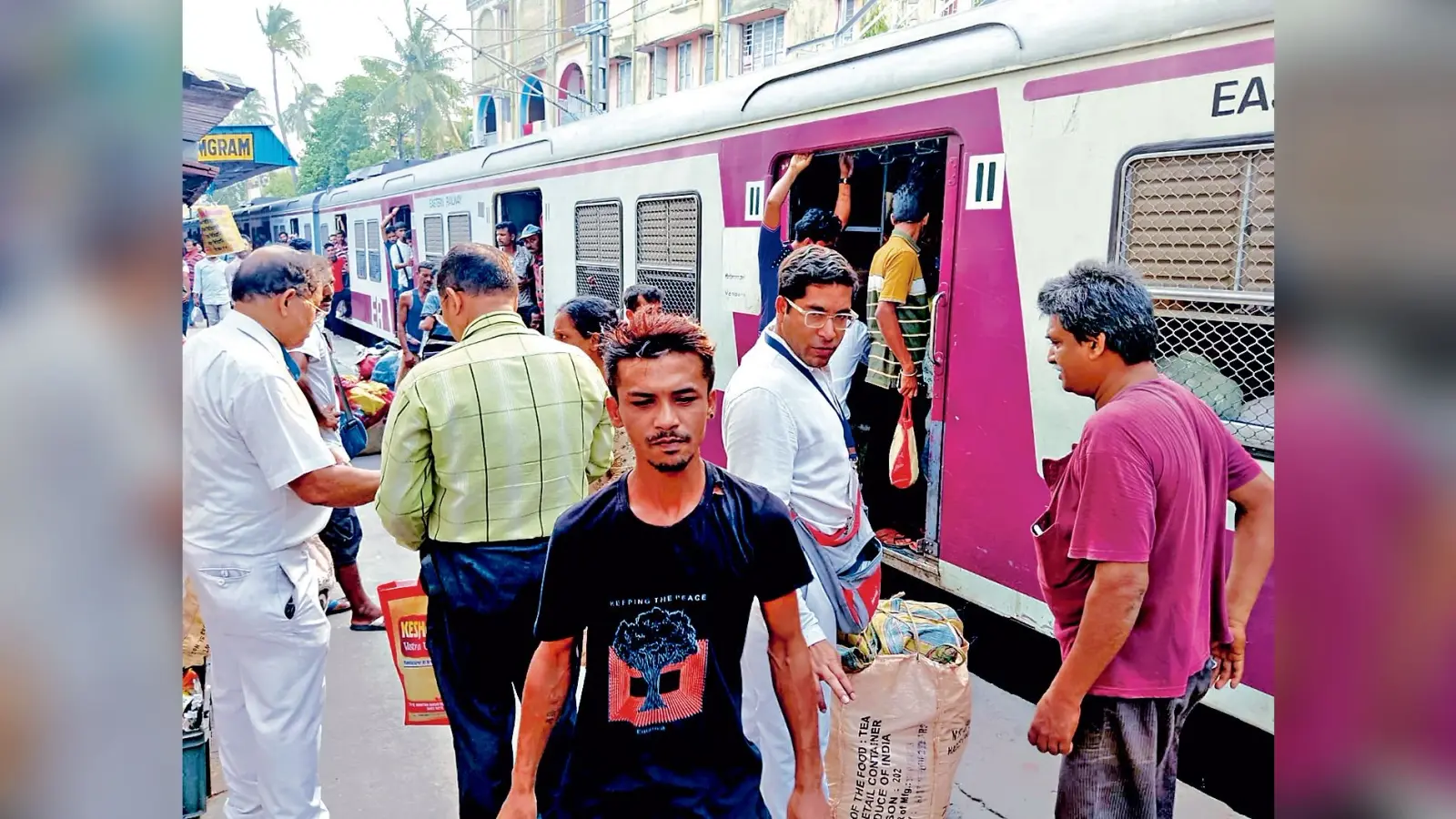 सियालदह मंडल में चला विशेष जांच अभियान
