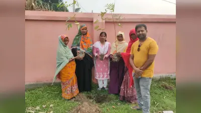 उमवि गाछपाड़ा में किया गया पौधरोपण
