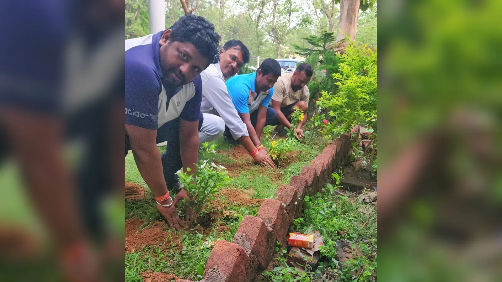 पर्यावरण दिवस पर इंडोर परिसर में लगाये गये पौधे