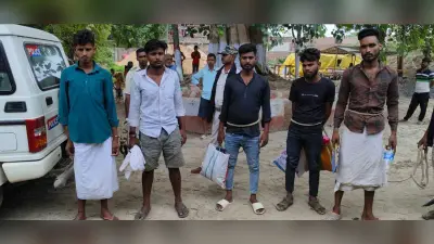 कट्टा के साथ अपराध की योजना बनाते पांच गिरफ्तार, भेजा जेल