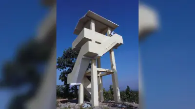 खतरे में मैक्लुस्कीगंज का वॉच टॉवर का अस्तित्व