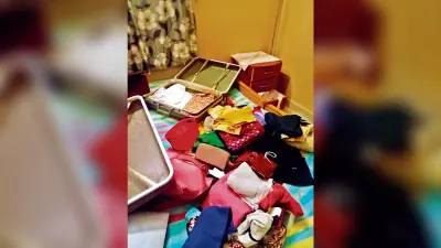 टेसुआर गांव में बंद घर का ताला तोड़ कर नकद समेत 10 लाख की चोरी