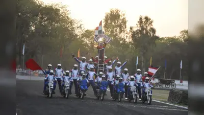 जमीं से आसमां तक सैन्य अधिकारियों ने दिखाये युद्ध कौशल