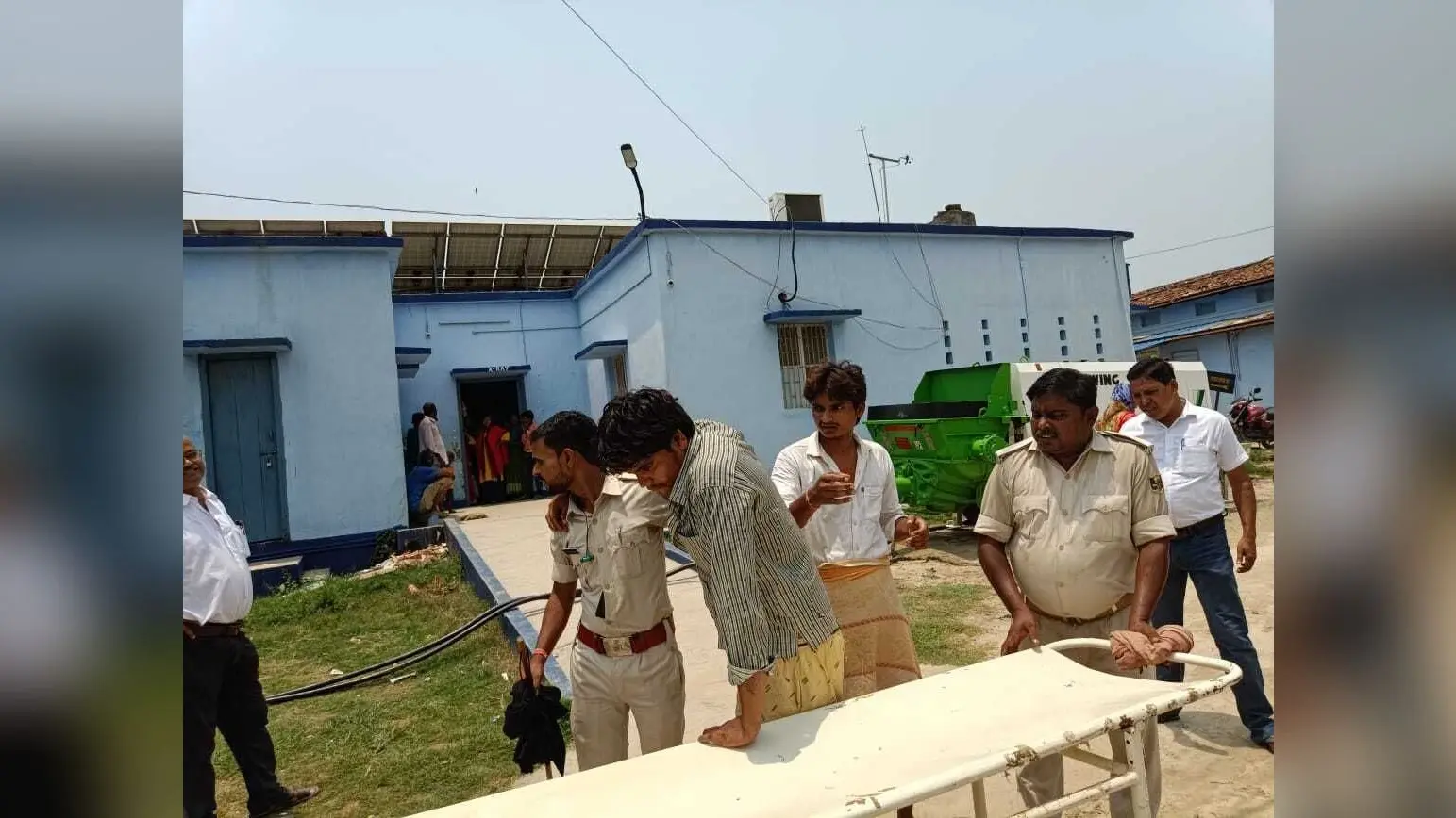 पैंथर पुलिस पर अपराधियों ने किया हमला, जवाब में पुलिस ने भी चलायी गोली