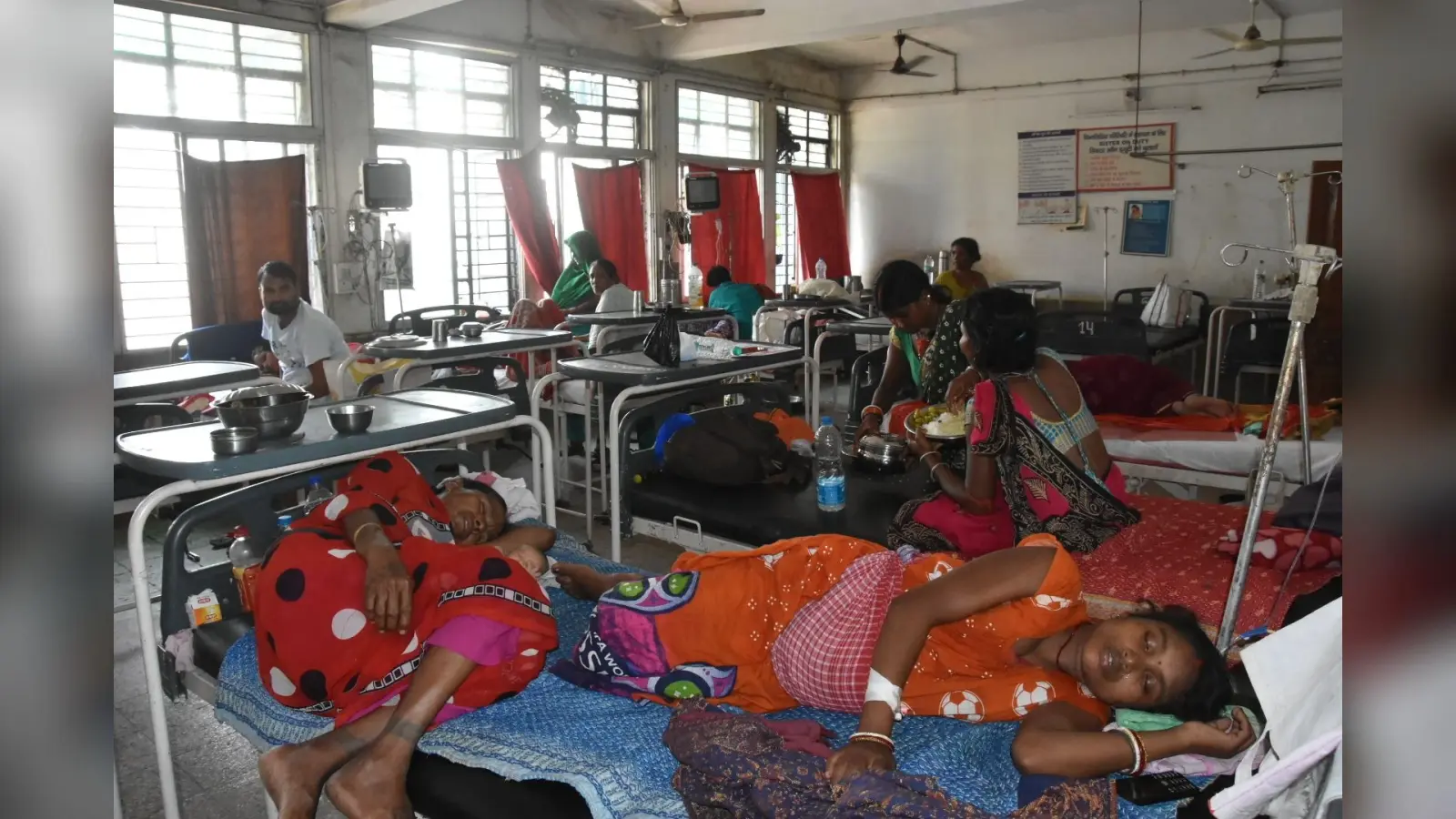 जिप अध्यक्ष ने किया डिज्नीलैंड मेला का उद्घाटन