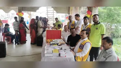 नि:शुल्क स्वास्थ्य शिविर में पांच सौ लोगों का किया गया उपचार
