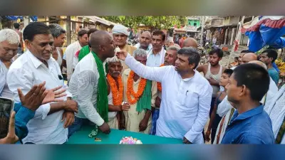 पूर्व सीएम लालू प्रसाद यादव का जन्मदिन मनाया