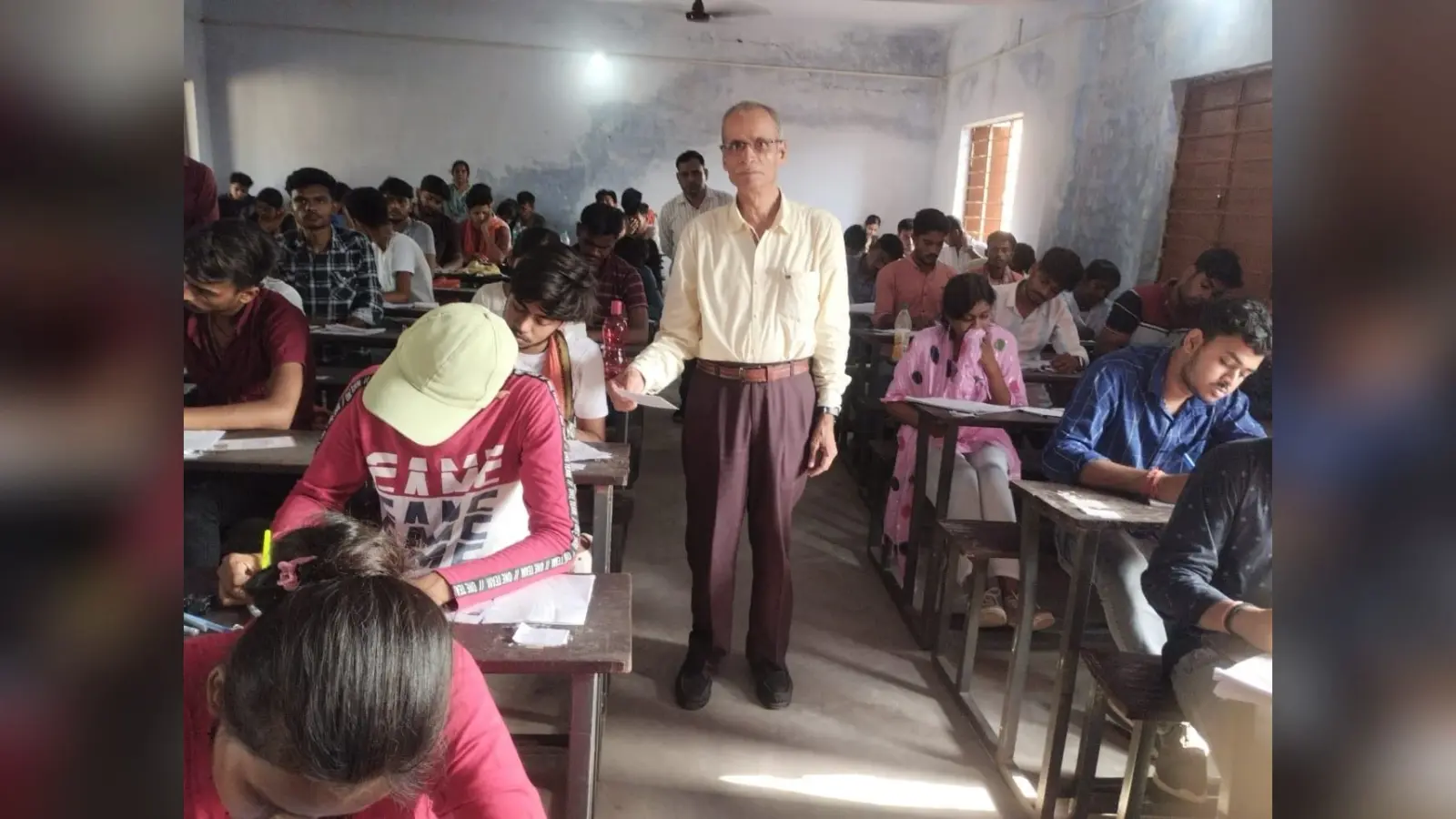 संध्या डिग्री कॉलेज में हुई इग्नू सत्रांत की परीक्षा