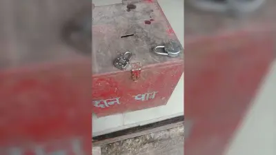 बेलदारी चक दुर्गा मंदिर में रखी दान पेटी से एक लाख की चोरी