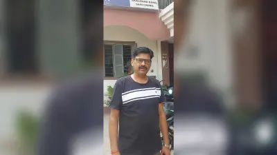 Patna : कार से मोबिल गिरने का झांसा देकर शातिर ने उड़ाया 63.5 हजार कैश व 15 लाख का चेक