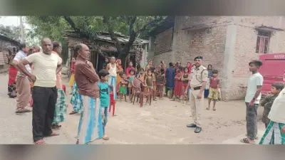 अग्निशमन अधिकारी ने तुलसिया अगरा बस्ती के ग्रामीणों को आग लगी से बचाव के बताये उपाय
