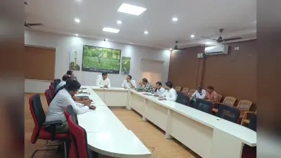 समीक्षा कर डीएम ने दिये कई निर्देश