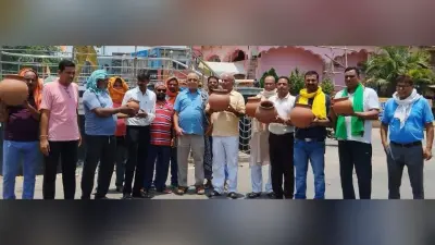 10 पंचायतों में जलापूर्ति नहीं, मटका फोड़ कर जताया विरोध