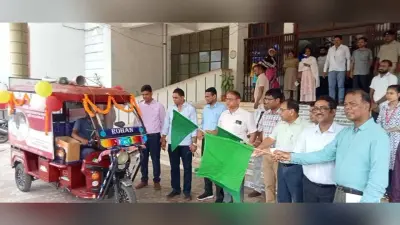 टीबी मरीज खोज अभियान को लेकर डीडीसी ने किया जागरूकता रथ रवाना
