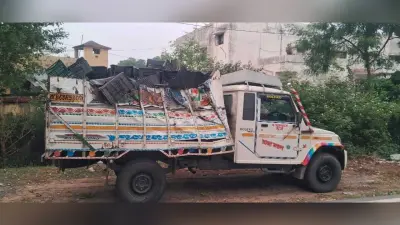 ट्रक व पिकअप हुई टक्कर, कोई हताहत नहीं