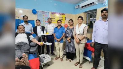 अधिवक्ता संजय ने किया जीवन का 51वां रक्तदान