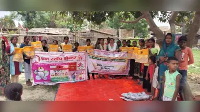 सखी वार्ता में किशोरियों को सिखाया स्वच्छता प्रबधन का गुर