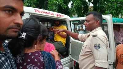 संदिग्ध स्थिति में एक युवक व दो युवतियों को पुलिस ने लिया हिरासत में