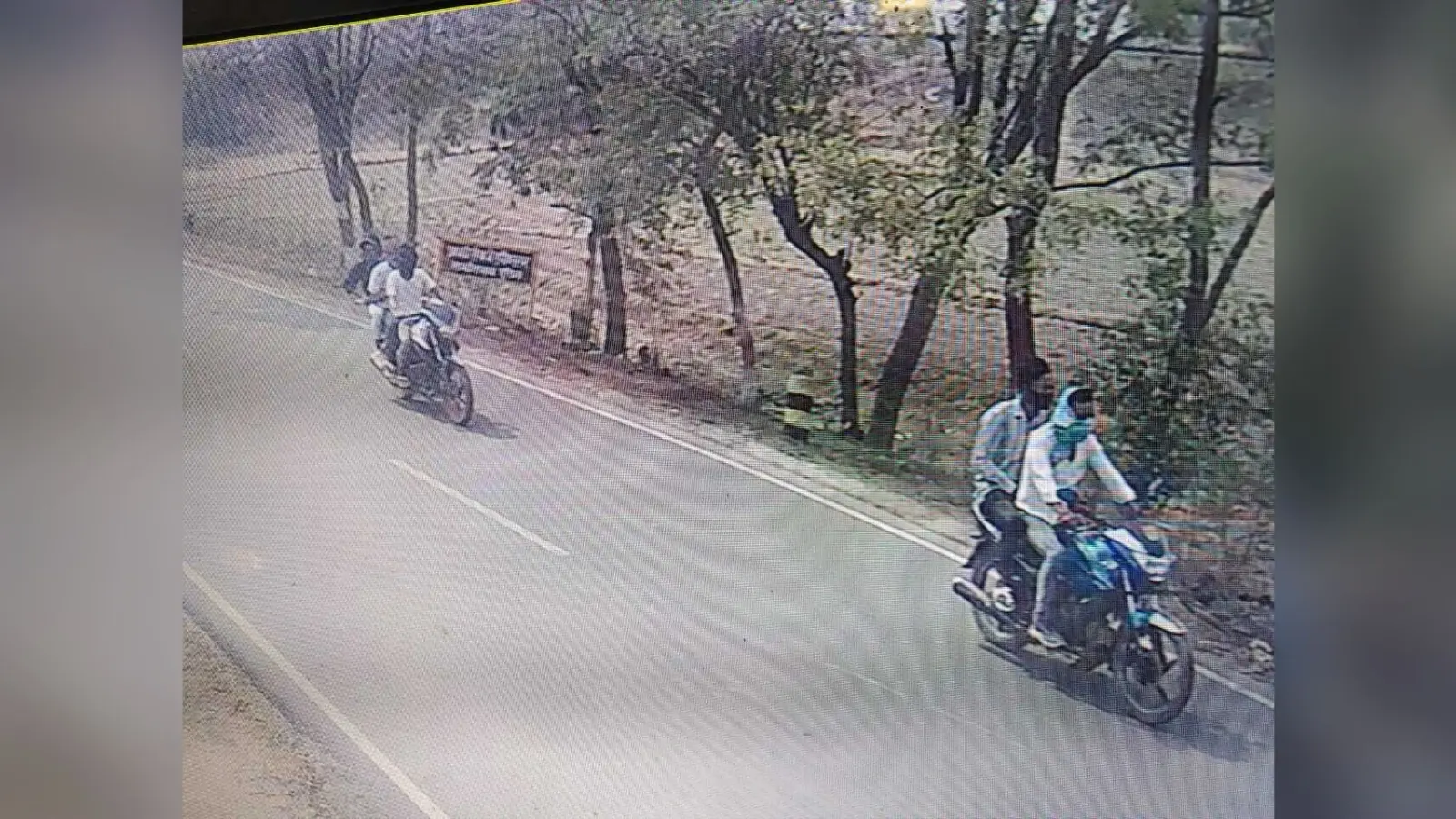 दाल व्यवसायी के मुंशी से लूट कांड में 24 घंटे बाद भी पुलिस के हाथ खाली