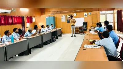 सेमिनार में ट्रेन परिचालन की सुरक्षा पर विशेष जोर