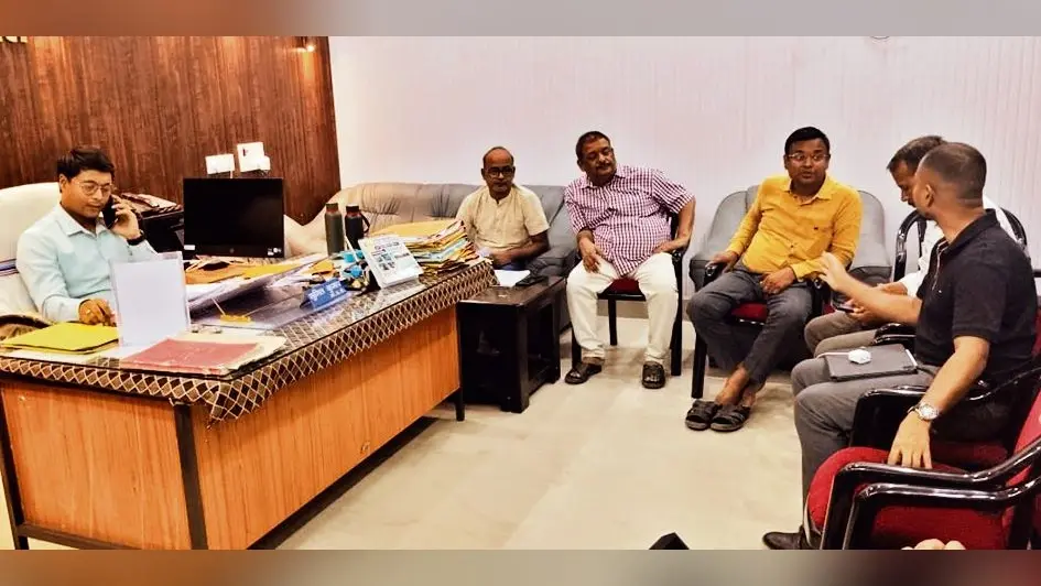 सरकारी बाजार में मल्टीप्लेक्स और सात सौ दुकानों वाला जी प्लस छह मार्केट का निर्माण शुरू