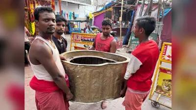 मरम्मत के लिए कोलकाता भेजे गये बाह्य व आंतरिक अरघा